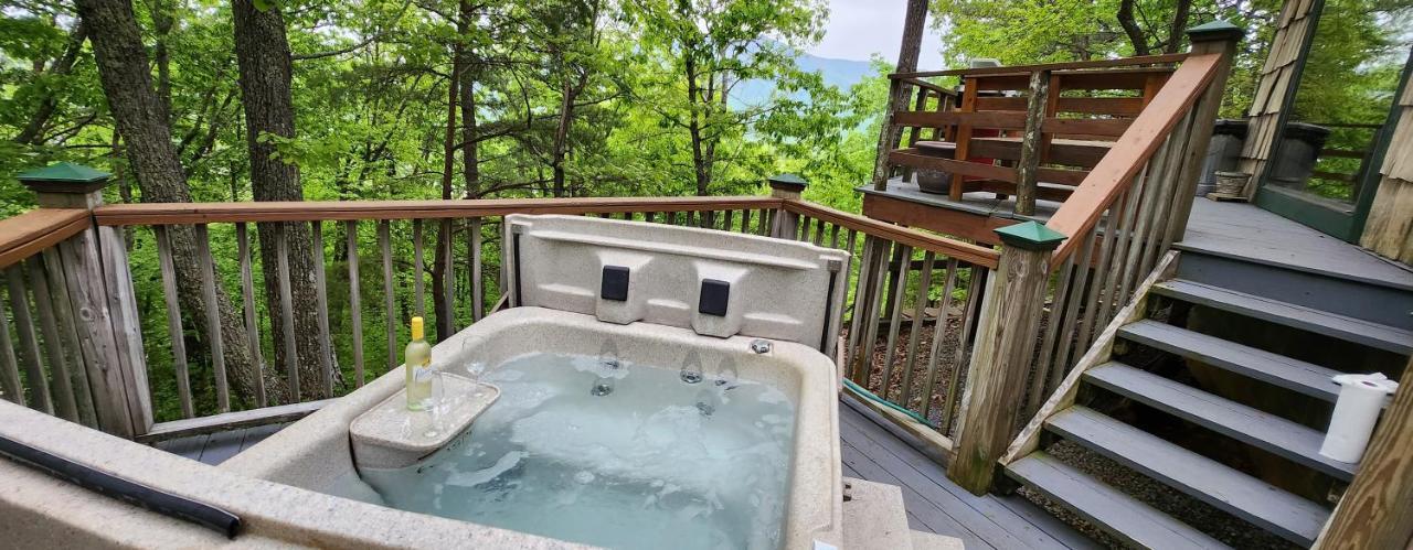 10 Miles Away From The Heart Of It All! Pigeon Forge Eksteriør bilde